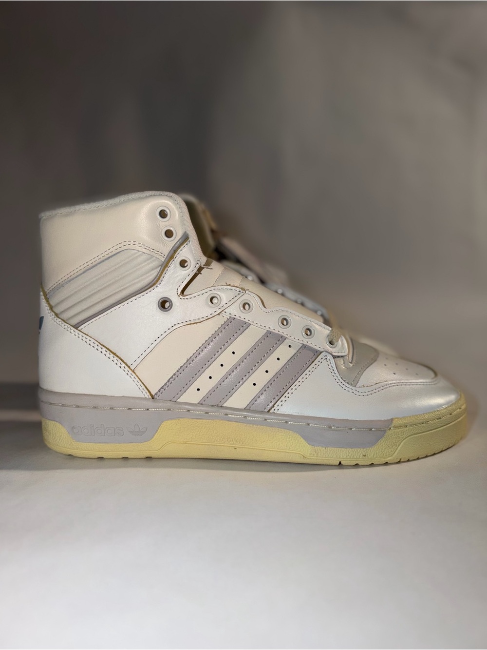 Adidas Rivalry 10.5M - Picture 4 of 5